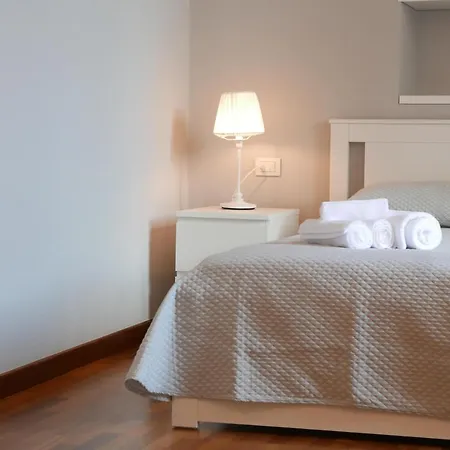 Suite 261 - Intero Appartamento Nel Centro Di Bari Exterior foto